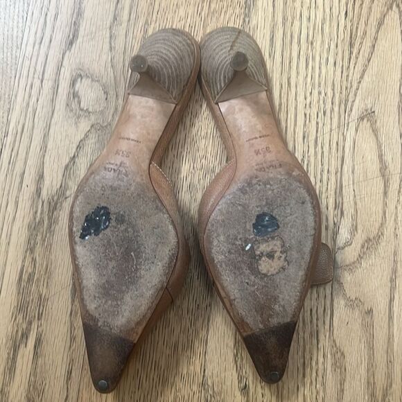 PRADA BUCKLE  KITTEN HEEL POINTED TOE MULE‎ SANDALS SIZE 35 1/2 - Picture 2 of 5